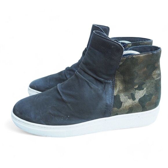 Miz Mooz Lundy High Top Leather Side Zip Camo Wedge Sneakers Women's 9-9.5/40 - Picture 2 of 11